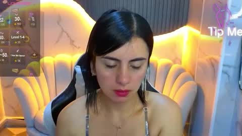 Samantha online show from 10/25/25, 01:18