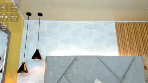 Snapshot of _sammy_fit chatting on 11/10/25, 12:37 Antonella online show from 11/10/25, 12:37