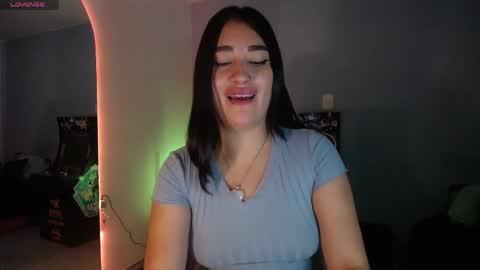 Snapshot of _santalove_ chatting on 04/15/26, 08:20 SantaLove online show from 04/15/26, 08:20