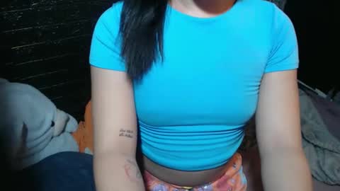 Snapshot of _scarlet08 chatting on 10/03/25, 03:25 Maechie online show from 10/03/25, 03:25