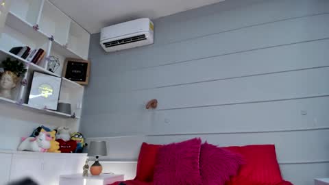 SCARLETT online show from 01/22/25, 01:53