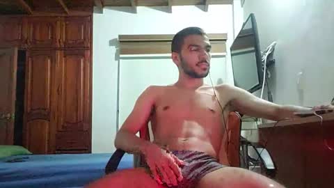 Snapshot of _sebas69 chatting on 11/25/25, 07:19 _sebas69 online show from 11/25/25, 07:19