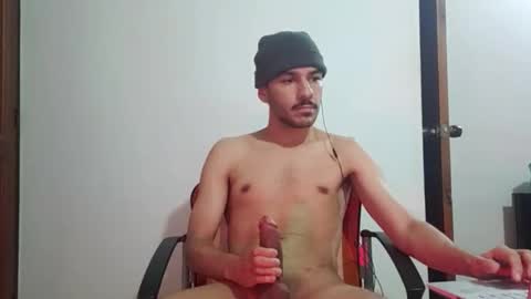 Snapshot of _sebas69 chatting on 11/28/25, 06:27 _sebas69 online show from 11/28/25, 06:27