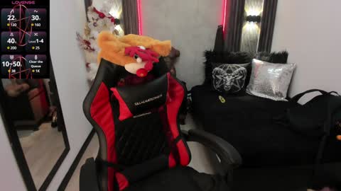 Selene online show from 12/19/24, 03:19