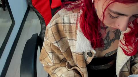 Selene online show from 01/12/25, 04:40