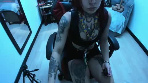 Selene online show from 02/27/25, 12:34