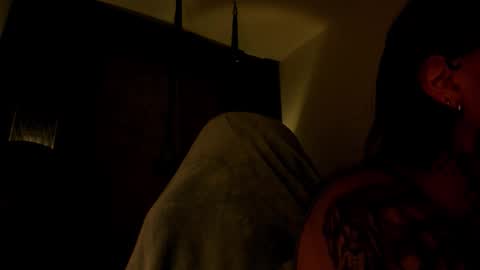 Selene online show from 10/08/25, 03:53