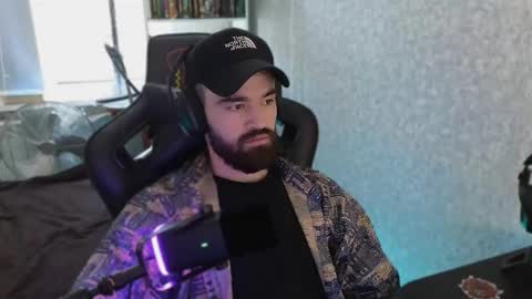 Ask me online show from 09/30/25, 12:21