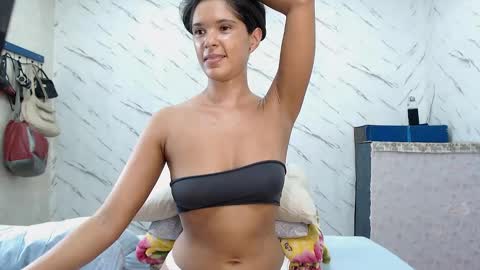 Snapshot of _sexy_brazilian chatting on 12/20/24, 06:02 Danniela online show from 12/20/24, 06:02