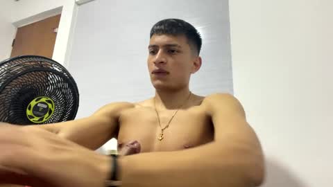 Snapshot of _sexy_jack chatting on 12/09/24, 04:45 Juan Pablo-independent model online show from 12/09/24, 04:45