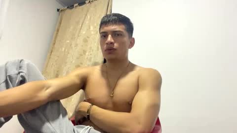 Snapshot of _sexy_jack chatting on 12/26/24, 05:37 Juan Pablo-independent model online show from 12/26/24, 05:37