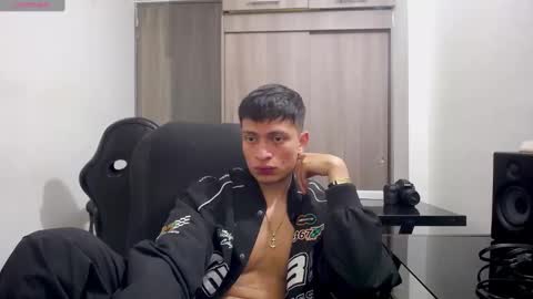 Snapshot of _sexy_jack chatting on 01/20/25, 03:15 Juan Pablo-independent model online show from 01/20/25, 03:15