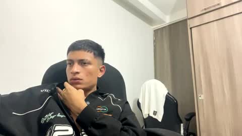 Snapshot of _sexy_jack chatting on 02/03/25, 06:56 Juan Pablo-independent model online show from 02/03/25, 06:56