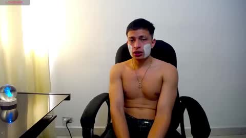 Snapshot of _sexy_jack chatting on 02/05/25, 08:46 Juan Pablo-independent model online show from 02/05/25, 08:46