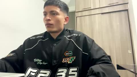Snapshot of _sexy_jack chatting on 02/10/25, 04:30 Juan Pablo-independent model online show from 02/10/25, 04:30