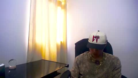 Snapshot of _sexy_jack chatting on 02/15/25, 07:50 Juan Pablo-independent model online show from 02/15/25, 07:50