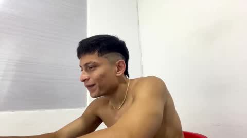 Snapshot of _sexy_jack chatting on 12/04/25, 04:44 Juan Pablo-independent model online show from 12/04/25, 04:44