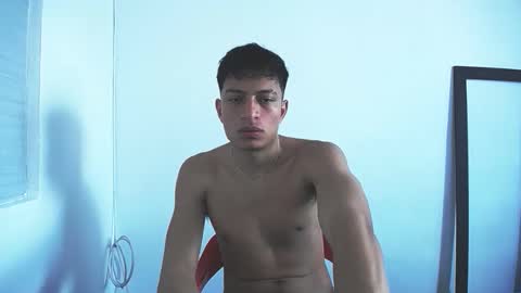 Juan Pablo-independent model online show from 12/15/25, 05:17