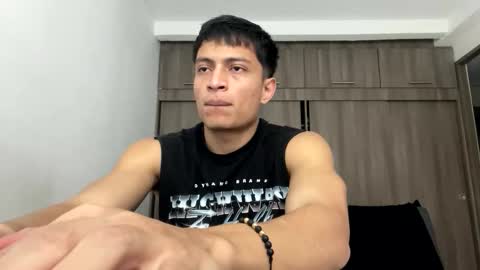 Juan Pablo-independent model online show from 04/07/26, 08:31