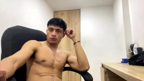Juan Pablo-independent model online show from 07/05/26, 04:19