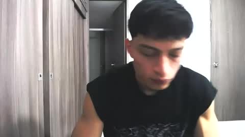 Juan Pablo-independent model online show from 07/20/26, 04:49