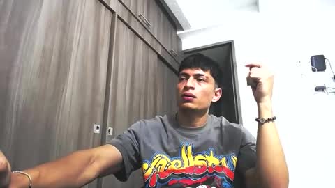 Juan Pablo-independent model online show from 07/23/26, 02:09