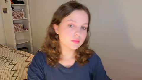 Alice online show from 09/22/25, 02:13