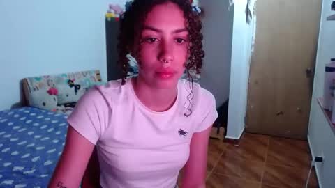 _shanellxxx online show from 05/15/26, 02:40