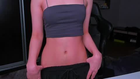 Snapshot of _silverdream chatting on 06/02/26, 01:51 _silverdream online show from 06/02/26, 01:51