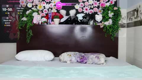 _skitlstrynka_ online show from 05/12/26, 02:41
