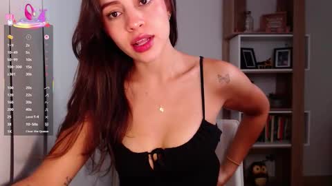 Lauren  online show from 10/05/25, 12:09