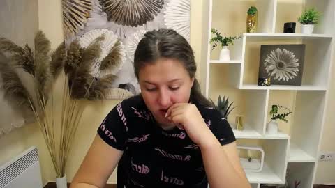 Sofi online show from 09/10/25, 06:46
