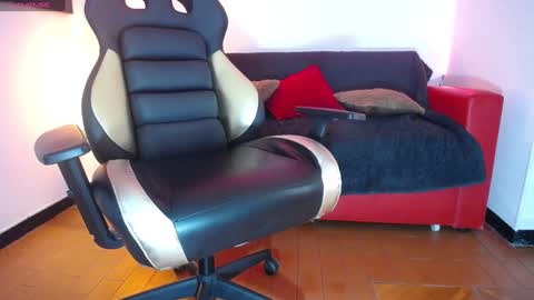 Sofia online show from 12/16/24, 04:05