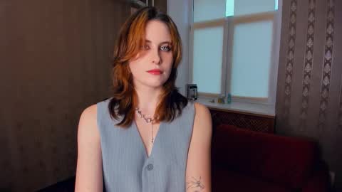 Snapshot of _some_howhere_ chatting on 11/04/25, 09:19 Liz online show from 11/04/25, 09:19