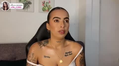 Snapshot of _sophiebrown__ chatting on 10/12/25, 01:48 Andrea The Next Stream Wednesday online show from 10/12/25, 01:48