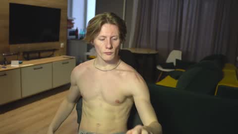 OLIVERpvt is open online show from 01/19/25, 11:34