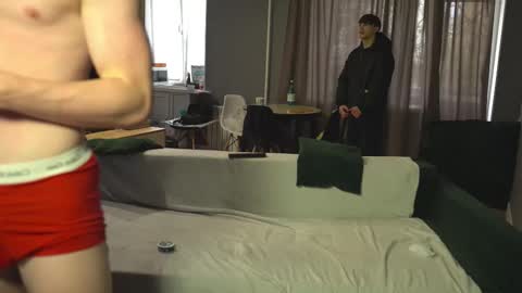 OLIVERpvt is open online show from 10/05/25, 12:03