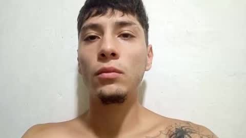 Alejandro Pinzon online show from 02/07/25, 06:02