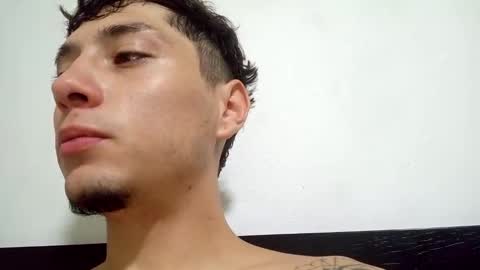Alejandro Pinzon online show from 02/09/25, 06:58