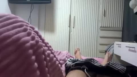 Alejandro Pinzon online show from 02/14/25, 01:56