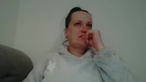 Melisa online show from 12/26/24, 06:33