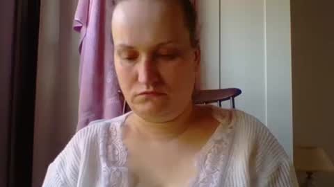 Melisa online show from 03/09/25, 12:09