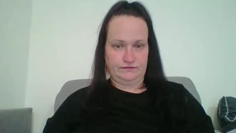 Snapshot of _squirty_pussyyy_ chatting on 10/15/25, 07:36 Melisa online show from 10/15/25, 07:36