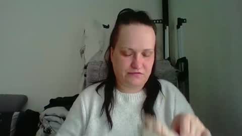 Snapshot of _squirty_pussyyy_ chatting on 11/05/25, 09:53 Melisa online show from 11/05/25, 09:53