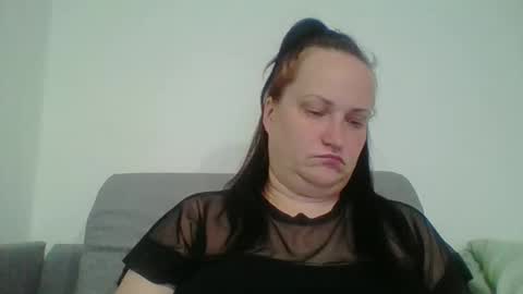 Snapshot of _squirty_pussyyy_ chatting on 11/13/25, 08:08 Melisa online show from 11/13/25, 08:08