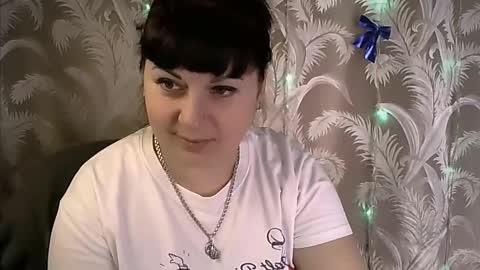Ilona online show from 03/11/25, 12:06