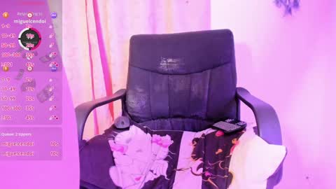Angela   online show from 12/01/24, 07:36