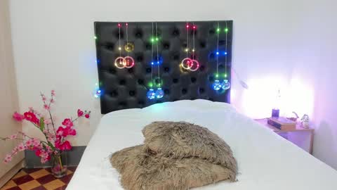 Sussi online show from 12/11/24, 05:04