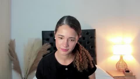 Sussi online show from 09/19/25, 01:23