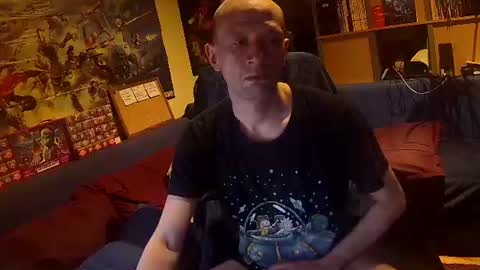 Snapshot of _svenerd_____ chatting on 06/11/26, 09:35 _svenerd_____ online show from 06/11/26, 09:35